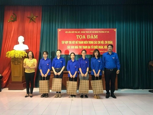 Đoàn Thanh niên Trường Đại học Y Dược Thái Bình tham gia 4