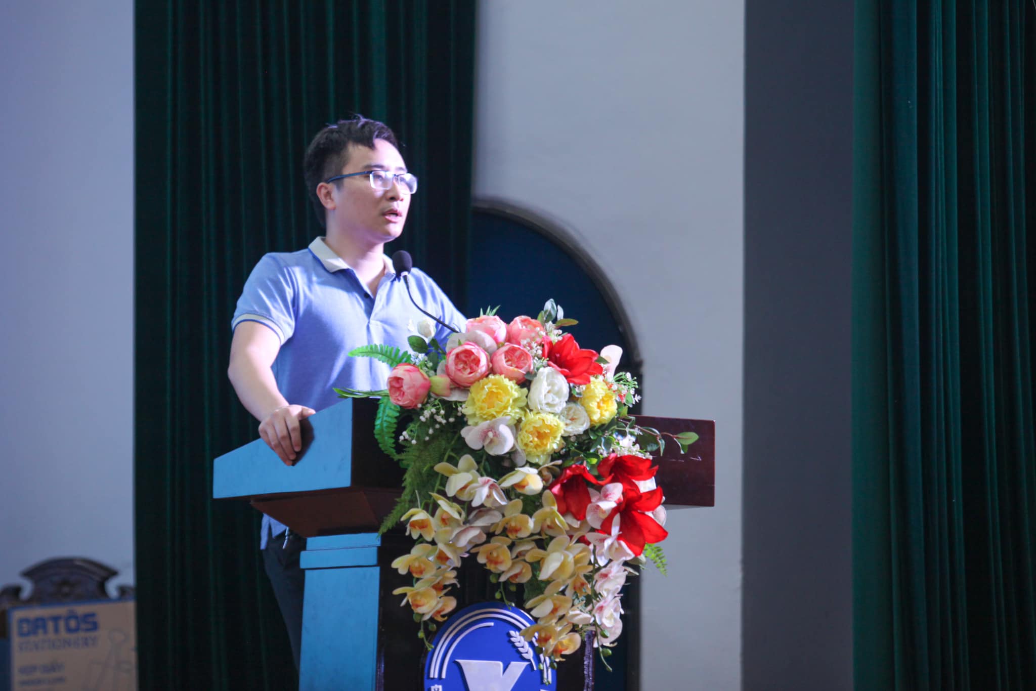 Đồng chí Phạm Tuấn Đạt – Bí Thư Đoàn Thanh niên, Chủ tịch Hội Sinh viên Trường phát biểu chỉ đạo hội nghị
